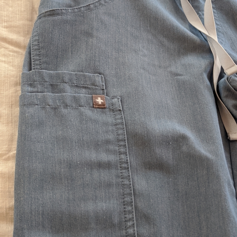 Figs scrub pants